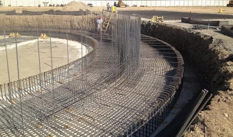 Cimientos para tanque de agua gigante
