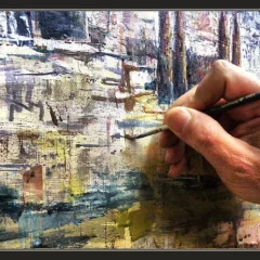 mano del pintor pintando un cuadro