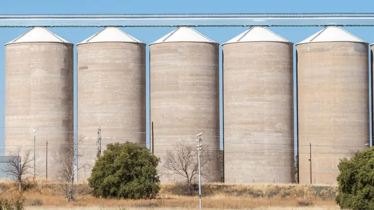silos para almacenar granos